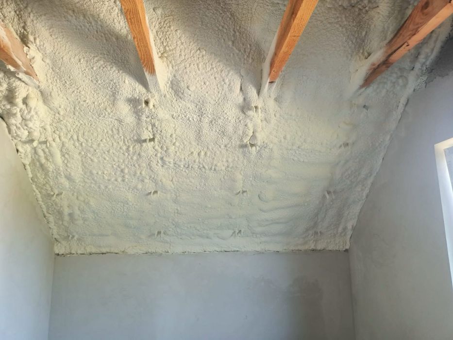 Ocieplanie poddaszy PIANA PUR,ocieplenia pianką Wodzisław Książ Wielki