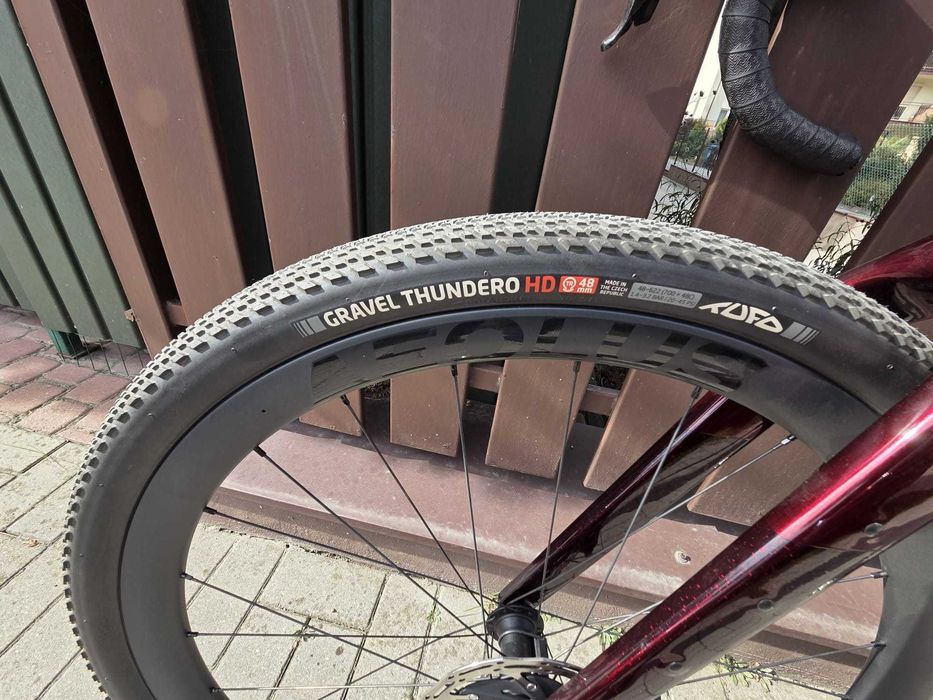 Koła karbonowe Bontrager Aeolus Elite 35V TLR