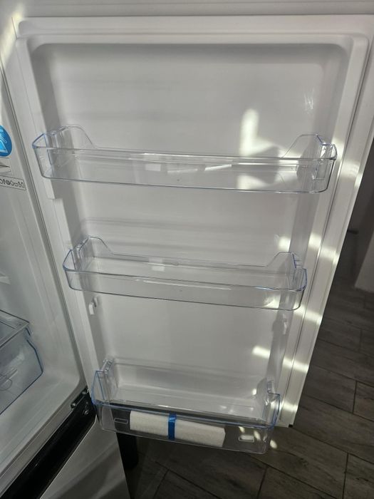 Nowa lodówka Amica   FrostControl    FK200.4(E)