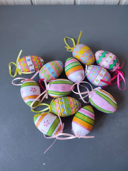 Jajka do powieszenia, dekoracja