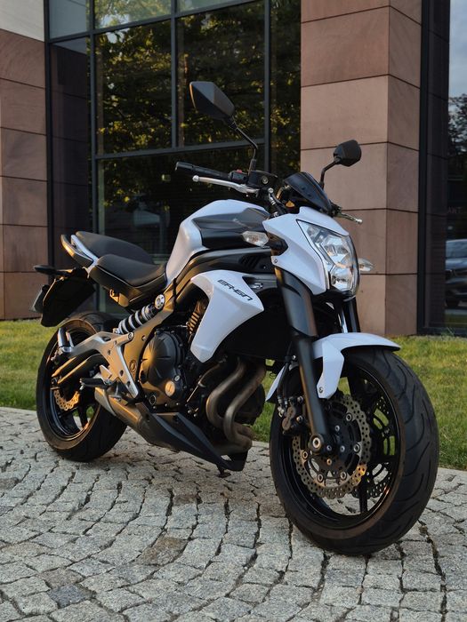 Kawasaki ER-6n 649 cm³ | 2012 | 27 969 km | biały | Polska