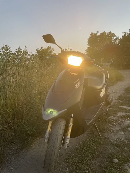 Suzuki inch up sport zz