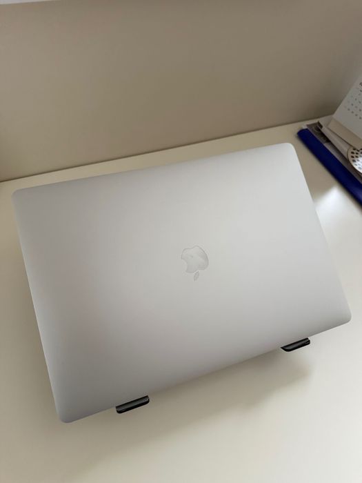 MacBook Pro i9 16 1TB 2019 Warszawa Śródmieście • OLX.pl