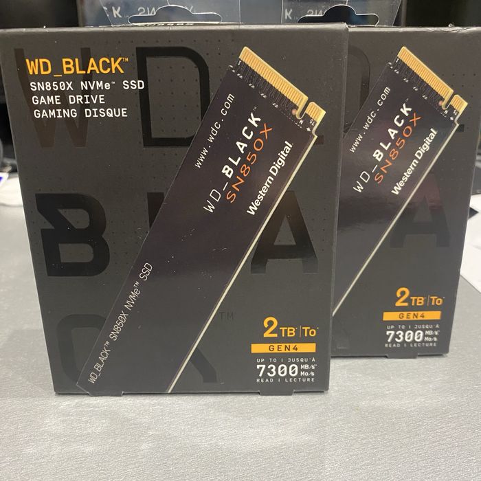 Зовнішній SSD накопичувач 2Тб Samsung T5 EVO/5ТБ SEAGATE