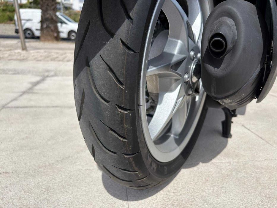 Scooter Piaggio Liberty 125 ABS  com apenas 2.300 km