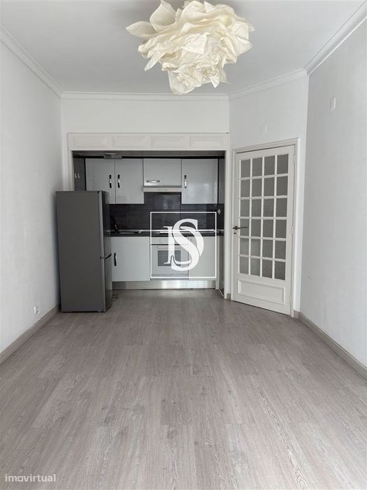 Apartamento T1 Arrendamento em Lisboa, prédio com elevador
