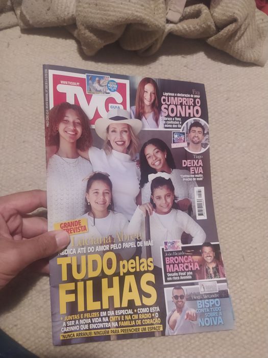 Revista TV guia n° 2468 Maio 2026: Luciana Abreu, Diogo Maia, Eva País entre outros - oferta dos portes de envio