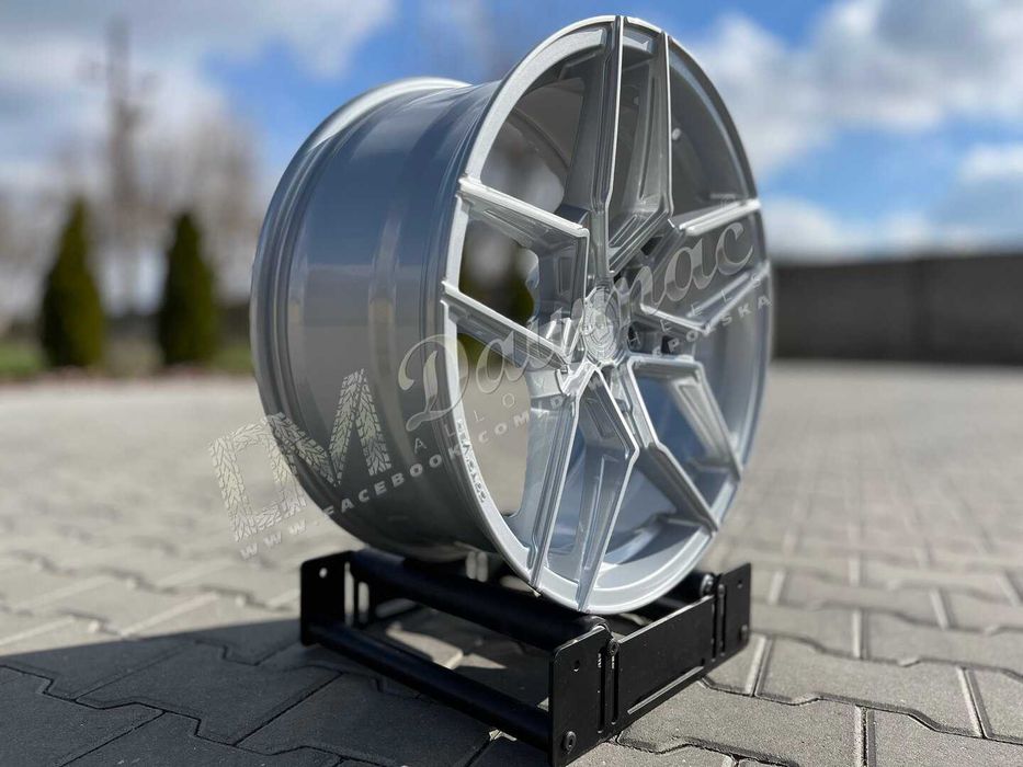 Felgi aluminiowe Concaver CVR5 20″ 9J ET20 5×114.3 Gloss Silver