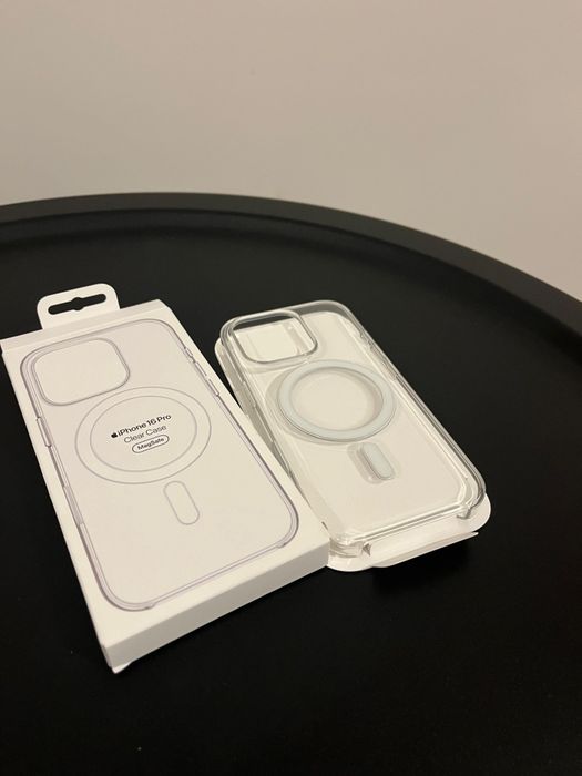 iPhone 16 Pro 512 GB Titânio Preto com Capa MagSafe Apple