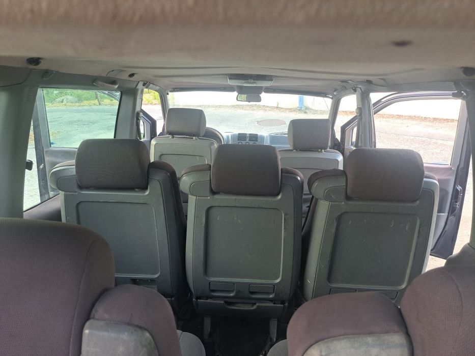Mercedes-Benz V230 TD  7lugares individuais como nova