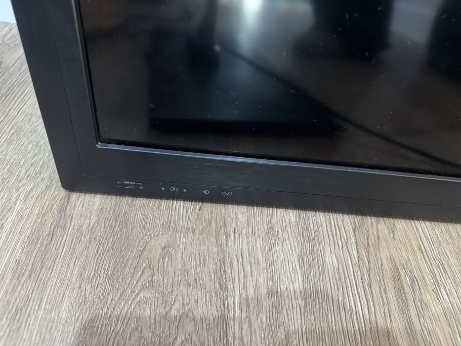 Tv Toshiba 43” impecavel