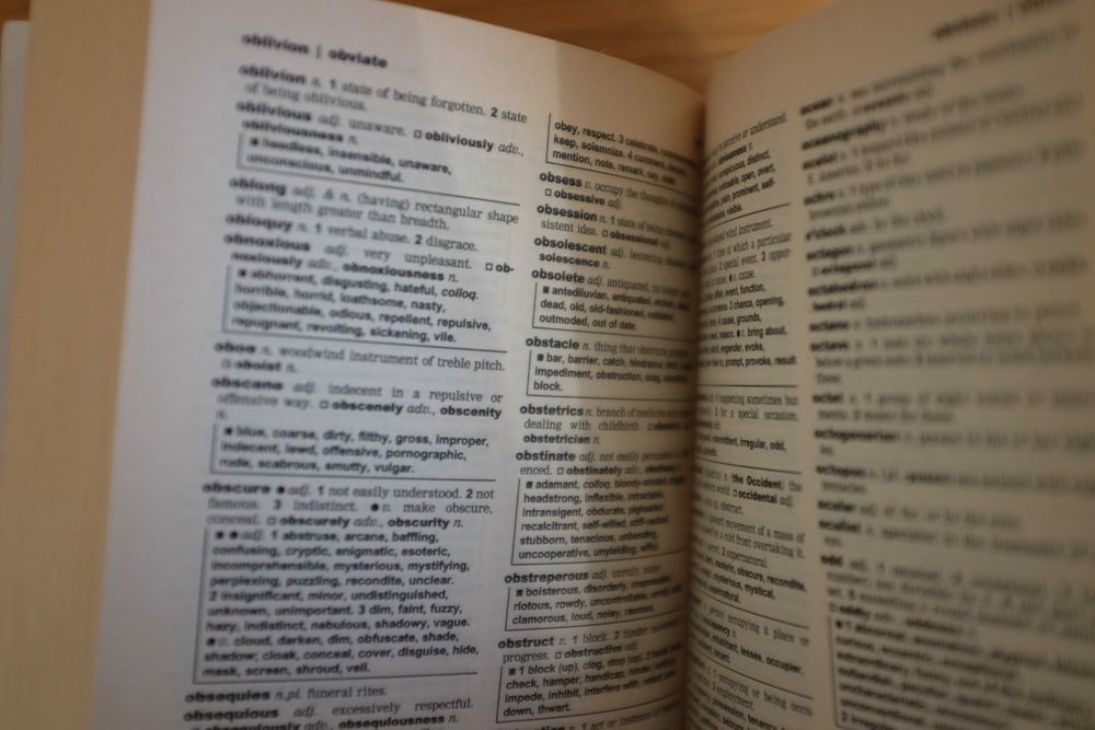 Dictionary and Thesaurus - Oxford Quick Reference