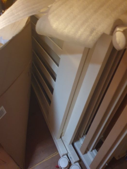 Berço branco com gaveta + colchão novo
