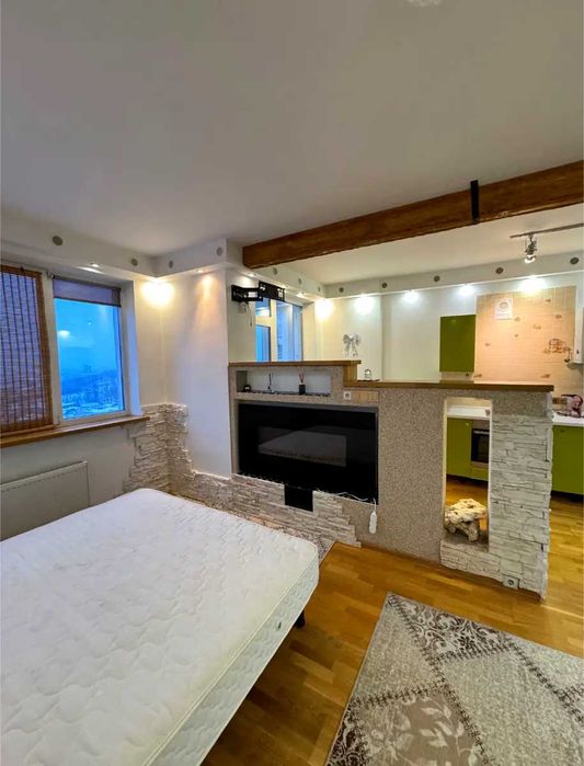 Пропонується в оренду квартира,за адресою:вул.Ужввй 12,Подільський р-н