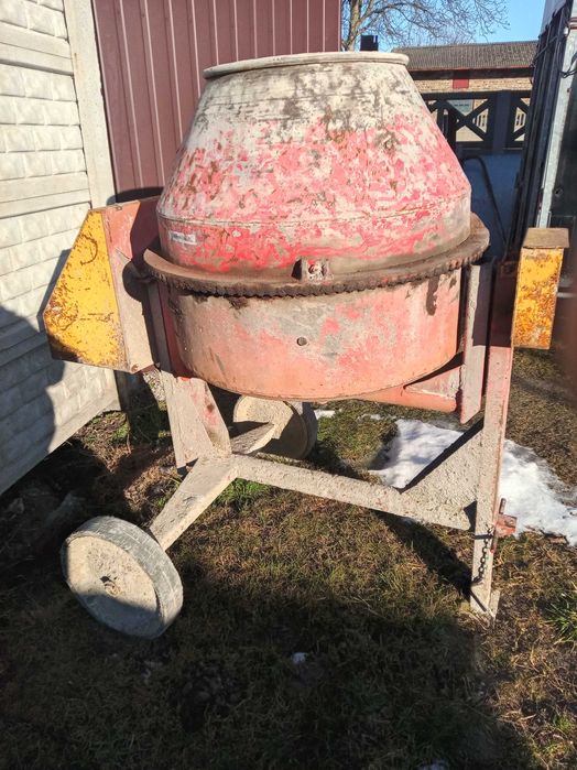 Sprzedam betoniarkę Defro