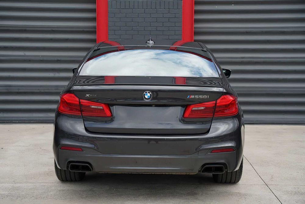 BMW 550i xDrive      2020
