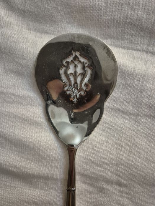 Linda e elegante pá de servir bolos ou doces antiga, perfeita para colecionadores
