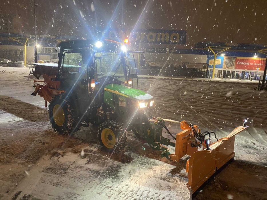 Odśnieżanie, zimowe utrzymanie terenu, koszenie, sprzątanie obiektów.