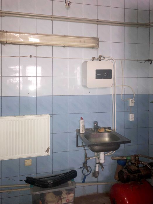 Продаж гаража по вул.Полуботка (Сихів) 182 м.кв.