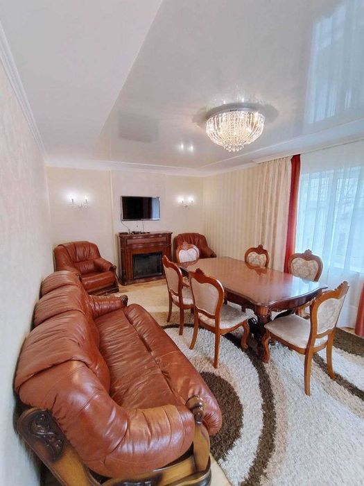 Комфортний будинок, Шевченківський район! Без комісії!