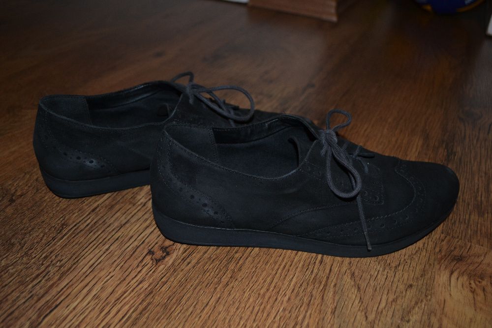 Trzewiki Clarks UK 6,5 (rozmiar 39/40)