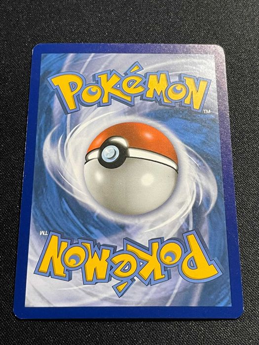 Carta Pokémon Hattrem 72/198 Chilling Reign