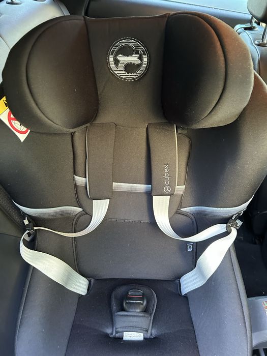 Fotelik samochodowy cybex Sirona sx2 czarny 0-18kg baza 360 isofix