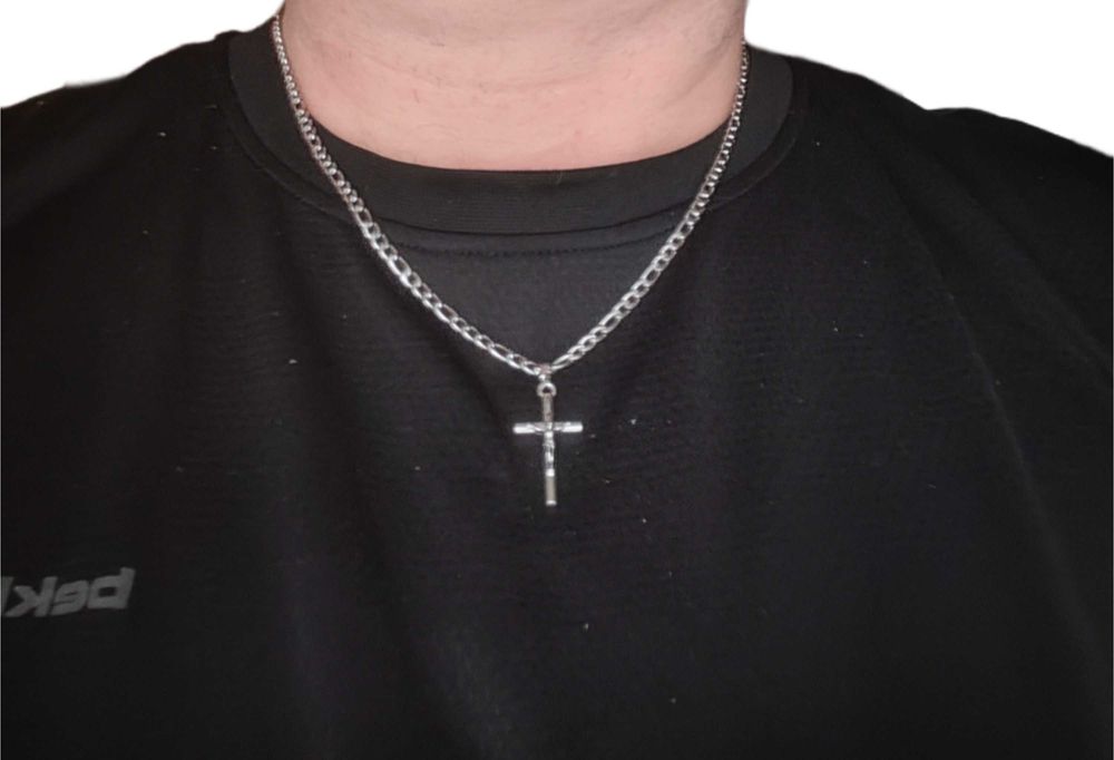 Naszyjnik figaro 55 cm | krzyżyk | czarne pudełko