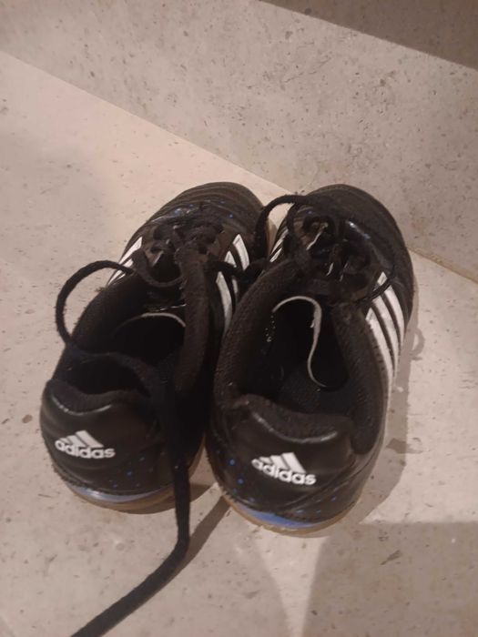 Ténis Adidas Predator n.31