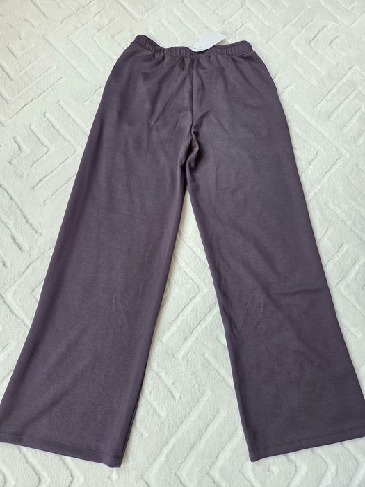 Spodnie dresowe z modalem, szerokie, Pull&Bear, rozmiar M