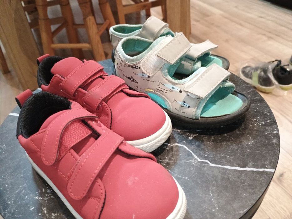 Buty dla chłopca r. 25