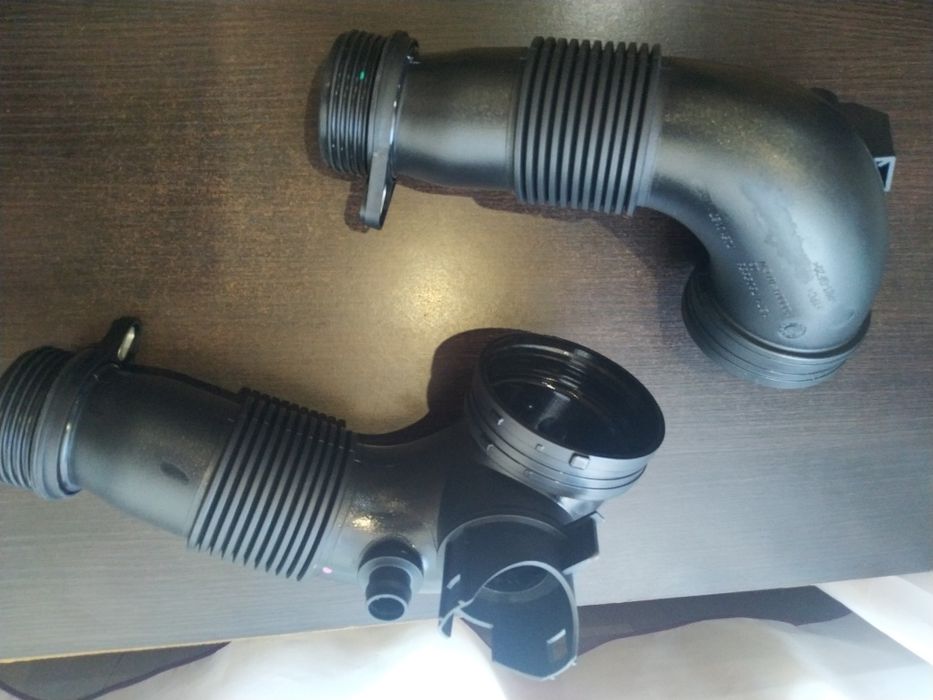 Продам патрубок БМВ