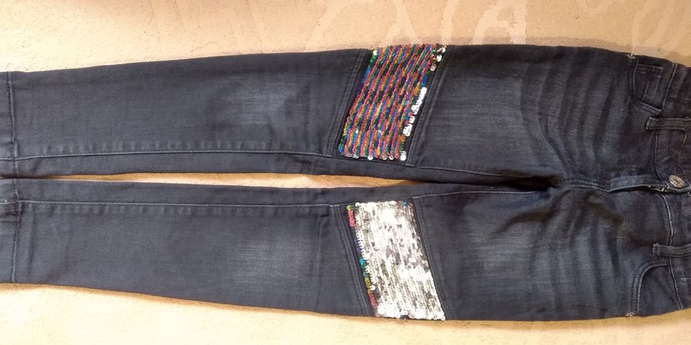 Брюки, штани, джинси на дівчинку