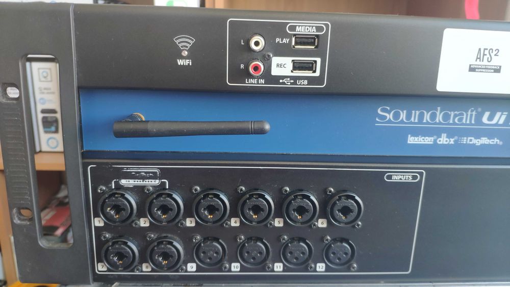 Soundcraft Ui12 Ui16 e Ui24R novas por estrear.