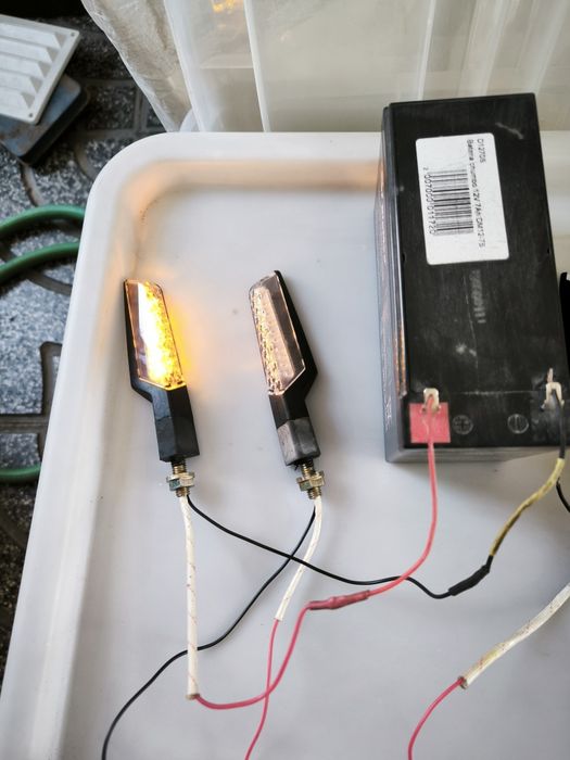 Piscas para moto led