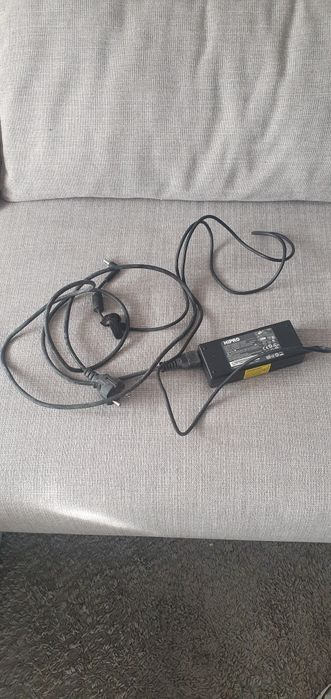 Carregador de computador portátil