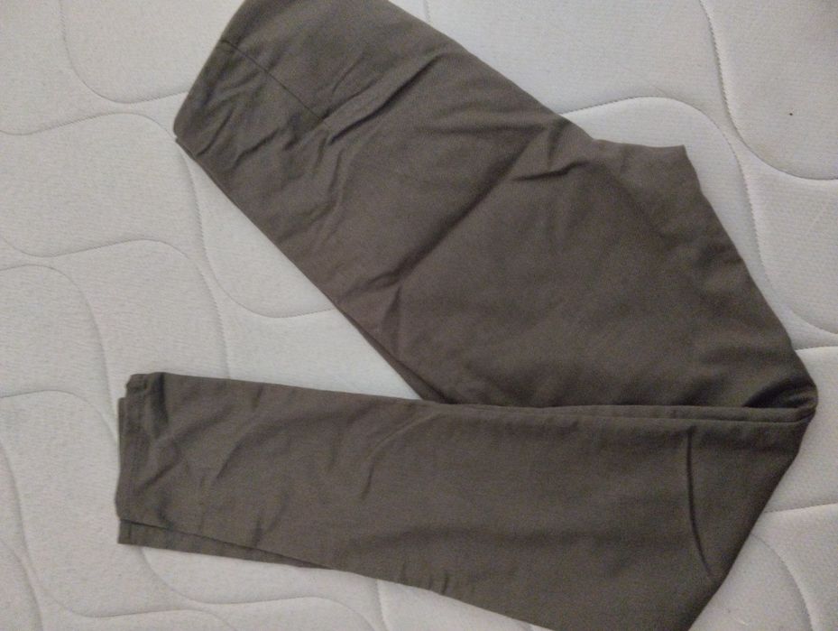 Calças de mulher 13€ cada