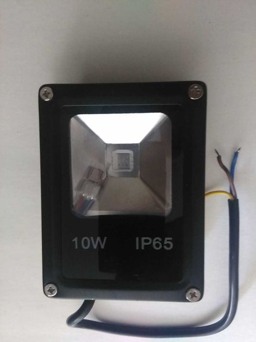 Projector lâmpada LED RGB 16 cores 10W com comando (para despachar)