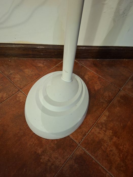 Candeeiro led com lupa