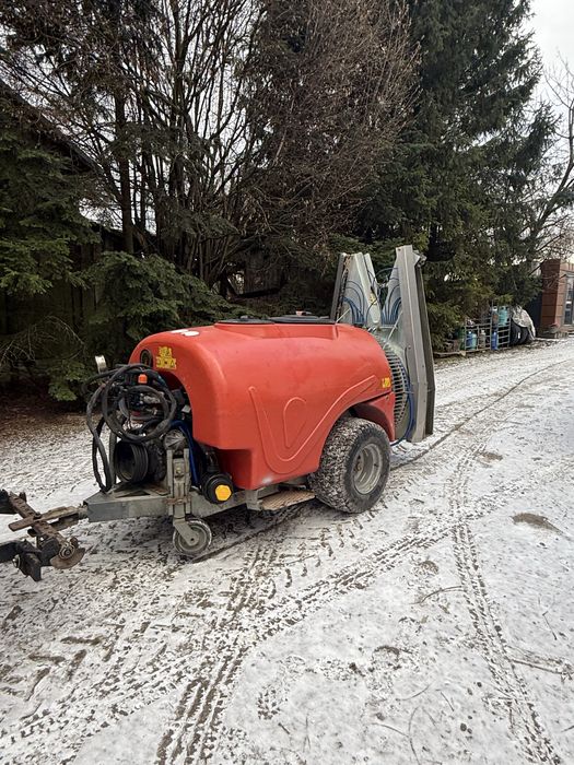 opryskiwacz sadowniczy Mitterer 1000l