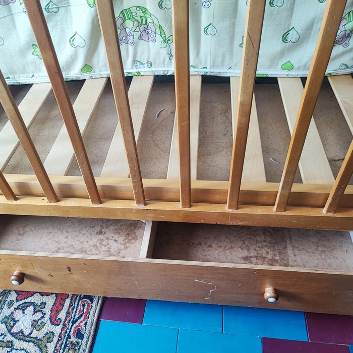 Продам дитяче ліжечко (колиска)