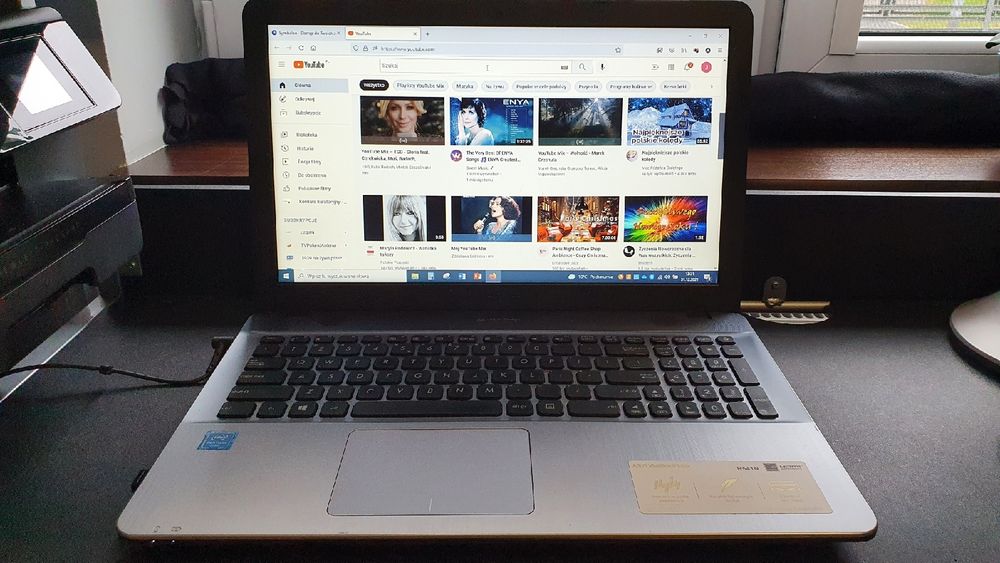 Laptop Asus R541N, 15,6"