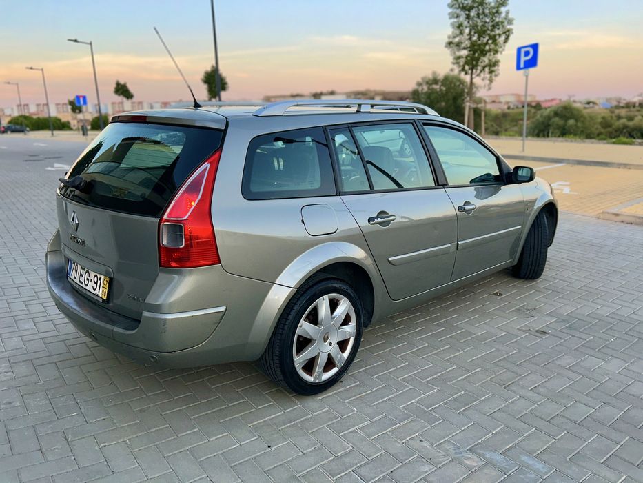 Renault Megane 1.5 DCI Dynamique Luxe — photo 4