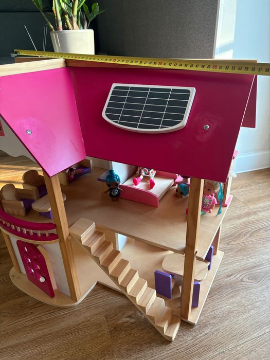 Іграшковий будиночок