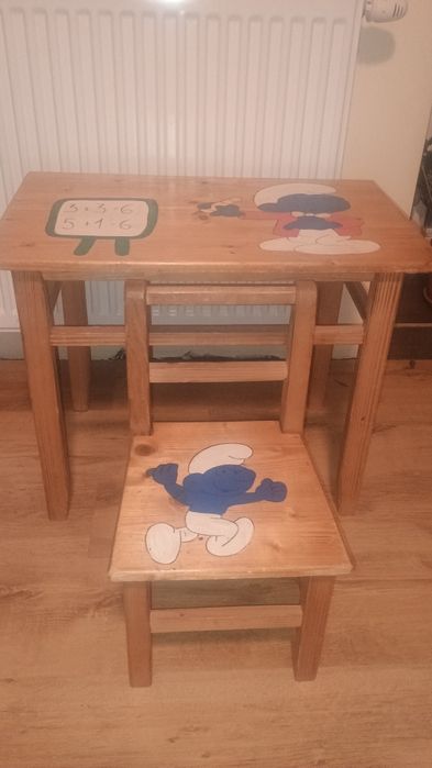 Sprzedam stoliczek i dwa krzesełka