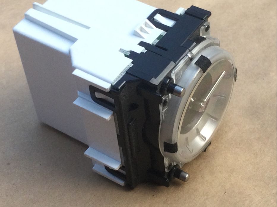 Часы автомобильные «LEXUS»