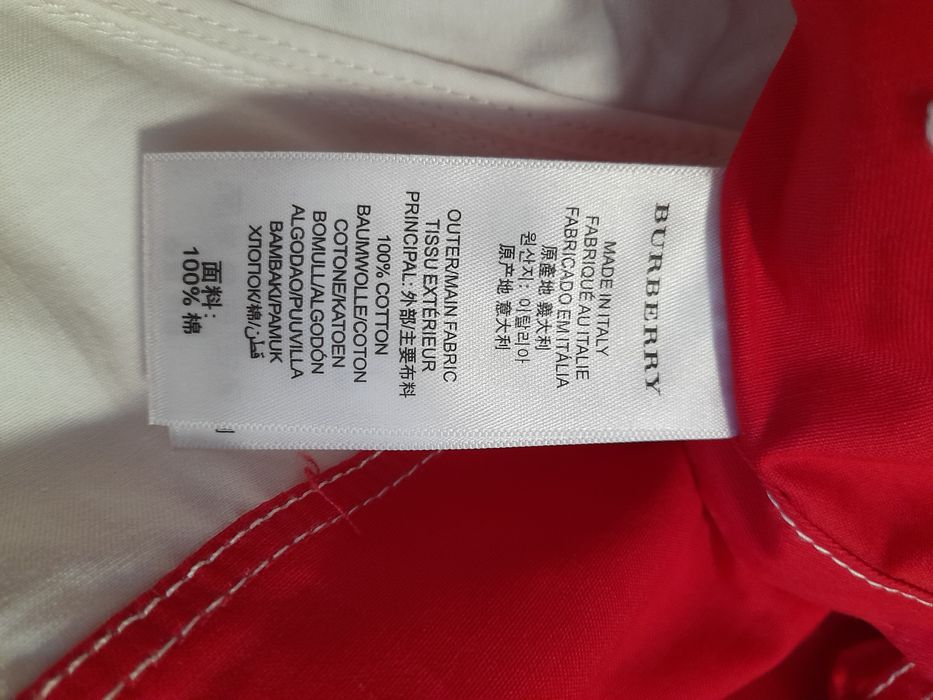 Оригинл Burberry ветровка на девочку хлопок как новая 6 лет( 110 см)