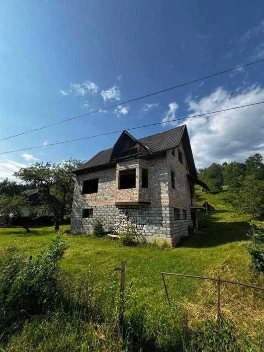 Будинок з шикарним краєвидом, з ділянкою 12с