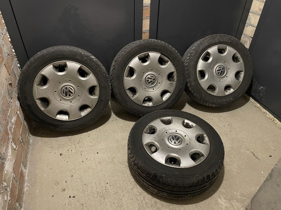 Продам комплект шин R16 Фольцваген Туран