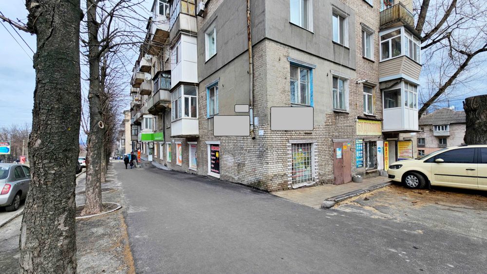 СДАМ  Помещения на Красной линии пр.Свободы
